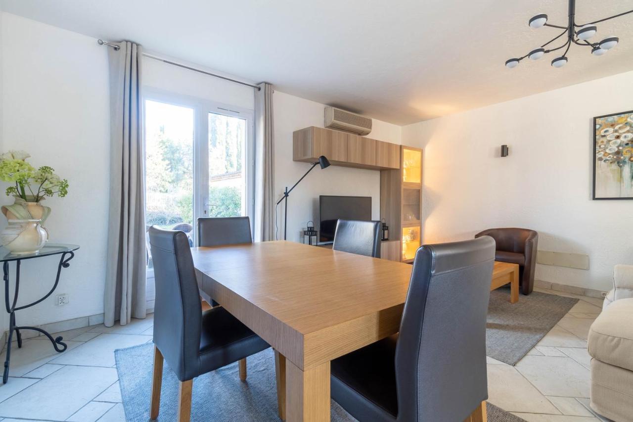 Villa climatisée, piscine privée chauffée, Fitness proche Cannes, Fréjus, St Raphael, Grasse Montauroux Extérieur photo