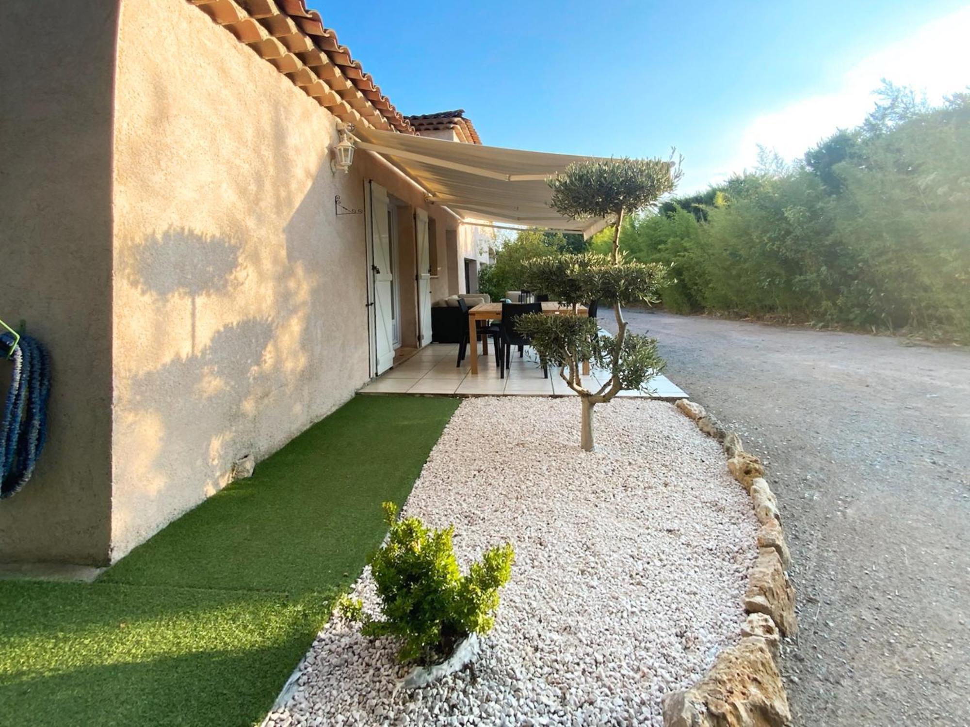 Villa climatisée, piscine privée chauffée, Fitness proche Cannes, Fréjus, St Raphael, Grasse Montauroux Extérieur photo
